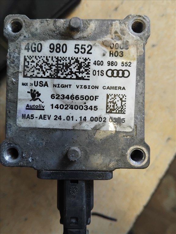 Audi A8 (D4 - 4H) Éjellátó kamera 4go980552 1. kép