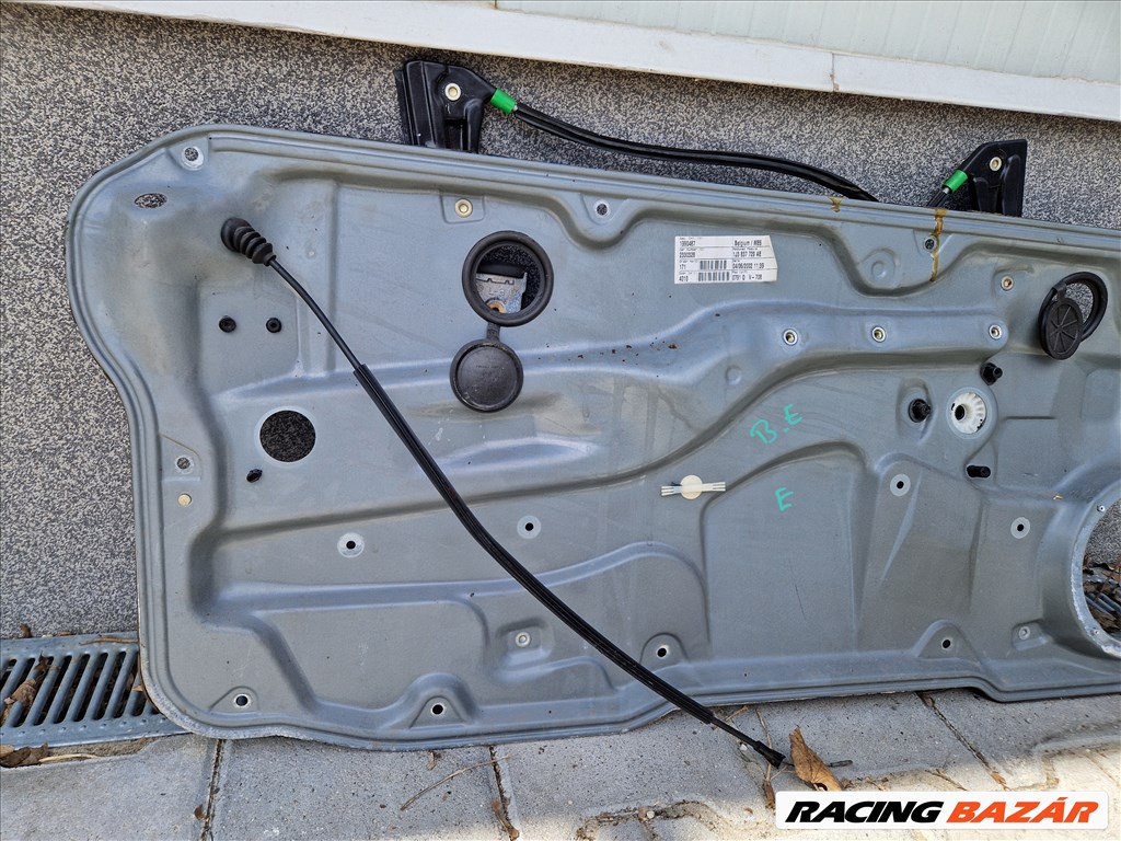 Volkswagen Golf IV bal első ablakemelő mechanika, elektromos, 3 ajtós 2. kép