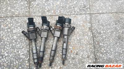Renault Mitsubishi Volvo porlasztó  0445110021 7700111014