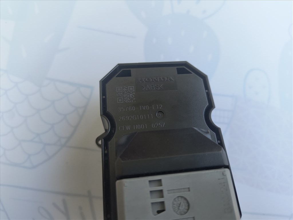 Honda Civic IX ablakemelő kapcsoló  3. kép