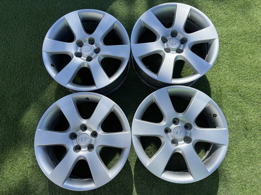 5x114.3 18" Hyundai gyári alufelni 7Jx18h2 ET41 1. kép