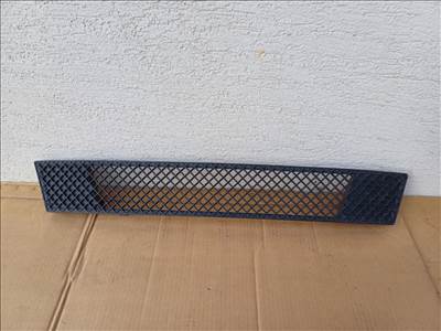 BMW 1-es sorozat E82, E88 coupe, cabrio első lökhárító alsó rács  7178710