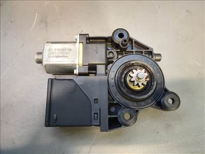 Renault Scénic III jobb hátsó ablakemelő motor  827303178r 0130822516