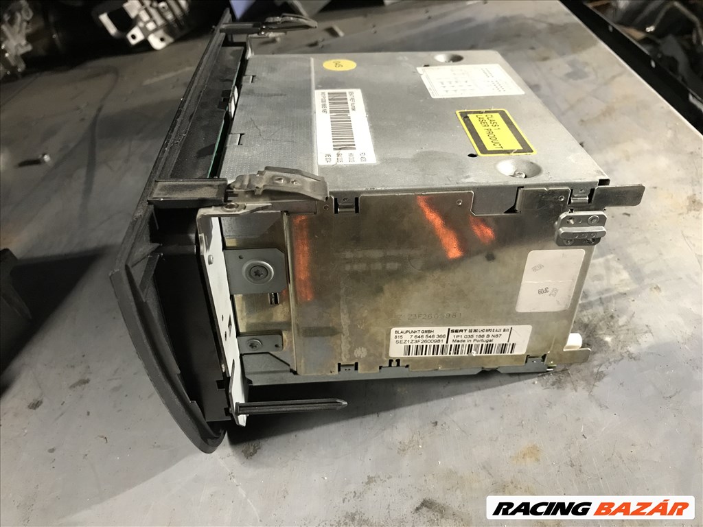 Seat León II fejegység  1p1035186b 2. kép