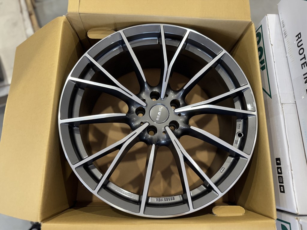 R20 5x112 (66,6) MAK FABRIK-D 9J ET40 GUN MET-MIRROR FACE új alufelnik felnik 20"  9. kép