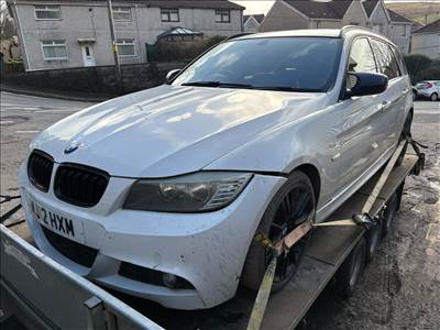 BMW 320 (E90, E91, E92, E93) bontott alkatrészei