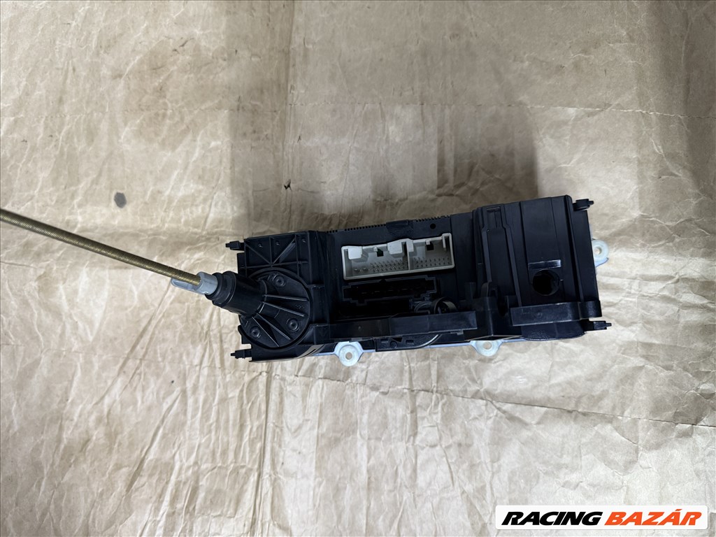 Skoda Octavia II fűtéskapcsoló 1z0820047m 2. kép