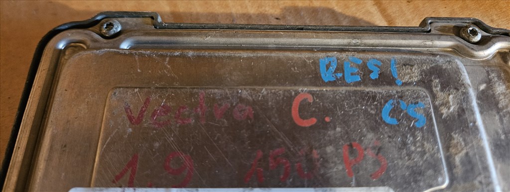 Opel Vectra C 1.9 CDTI Motorvezérlő Z19dth 0281011448 4. kép