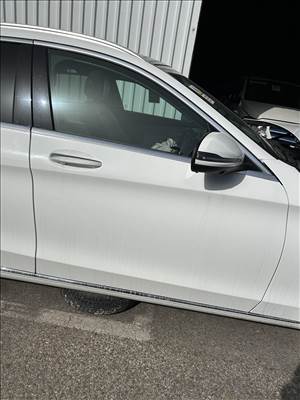Mercedes C-osztály W205 jobb első 149 színkódú Ajtó