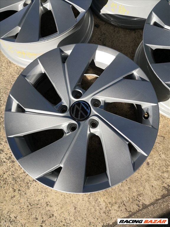 5x112 17 Gyári Volkswagen alufelni 145000ft a 4db/43/ 4. kép