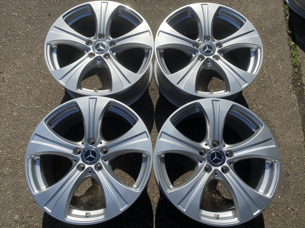 4db gyári 18" Mercedes-Benz C - E - S - GLC alufelni. (3818) 1. kép