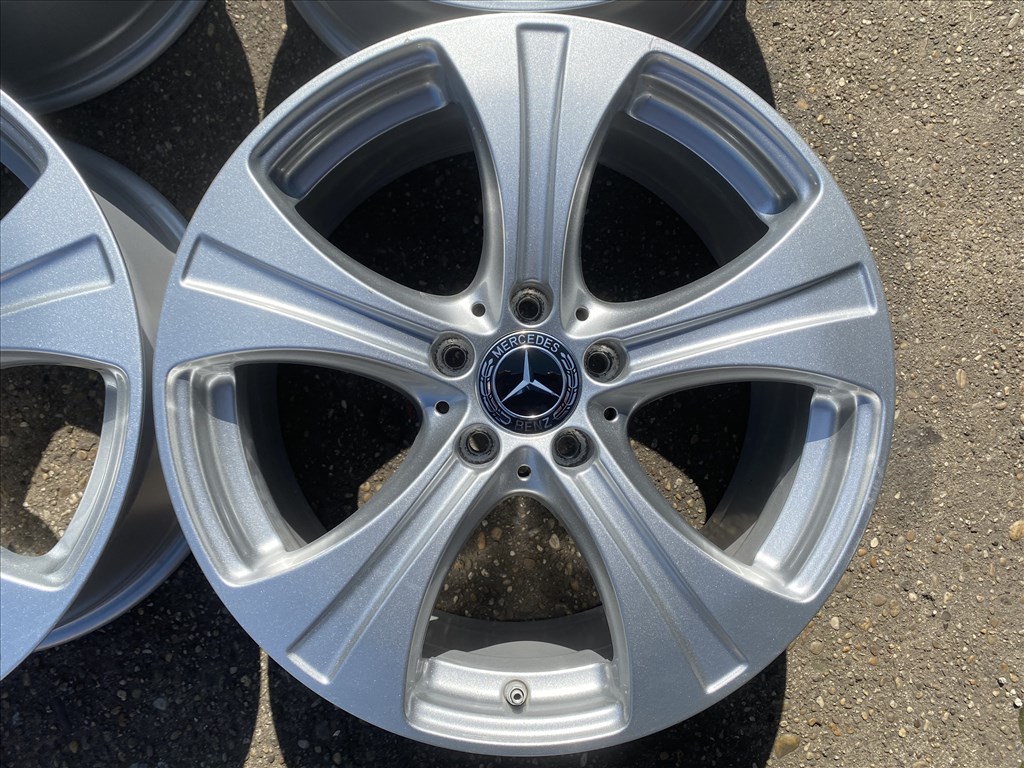 4db gyári 18" Mercedes-Benz C - E - S - GLC alufelni. (3818) 2. kép