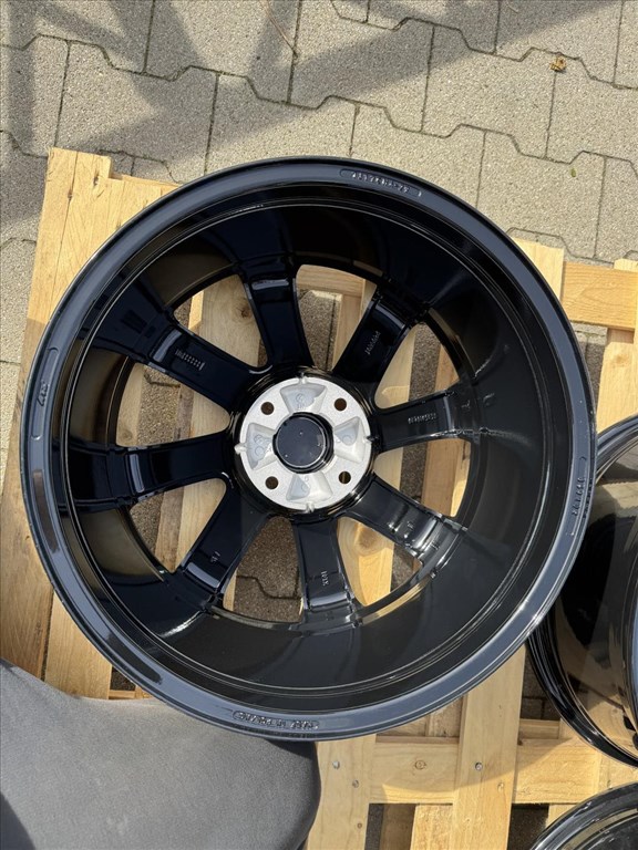 R17 4x108 Original Peugoet 7J ET29 - 9685910280 -új gyári felnik alufelnik 7x17 17" 17col 4. kép