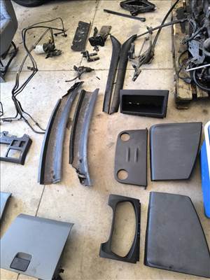 Ford Transit 2.2 TDCI Beltér elemek Tranzit Belső műanyagok 2006-2014 