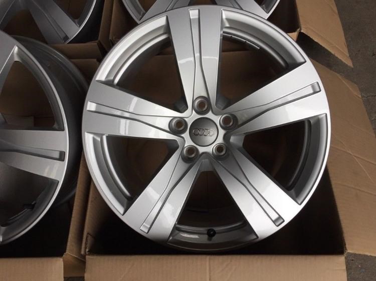 EREDETI AUDI ALUFELNI 18'' 5x112 AUDI Q7 A5 A7 4M0601025A 1. kép