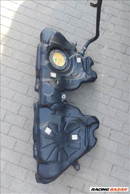 BMW 5-ös,F10,F11,F07, 6-os,F06,F12 üzemanyagtartály, tank, AC pumpa. 2.0d, 2.5d, 3.0d, 3.5d 7205076 7205077