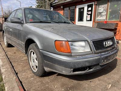 Audi 100 2.0i bontott alkatrészei