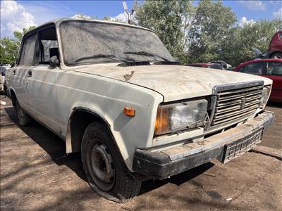 Lada 2107 1.5i bontott alkatrészei