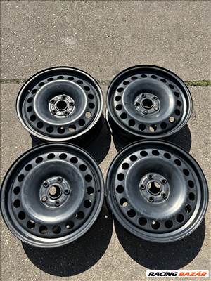 4db gyári 17" VW Touran acélfelni. (280)
