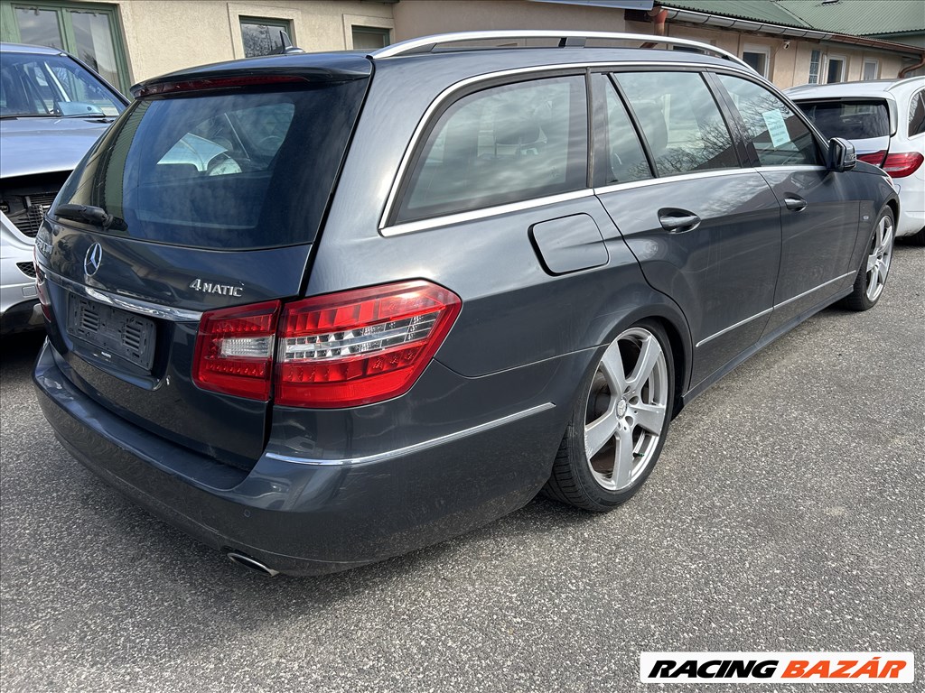 Mercedes E 350CDI 4 Matic (W212) Olasz papíros egyben eladó 3. kép