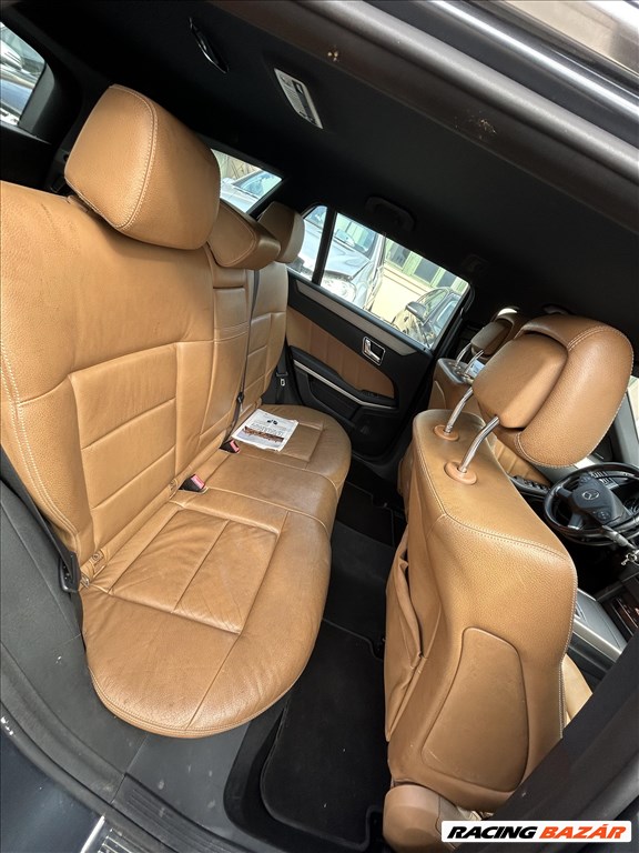 Mercedes E 350CDI 4 Matic (W212) Olasz papíros egyben eladó 5. kép