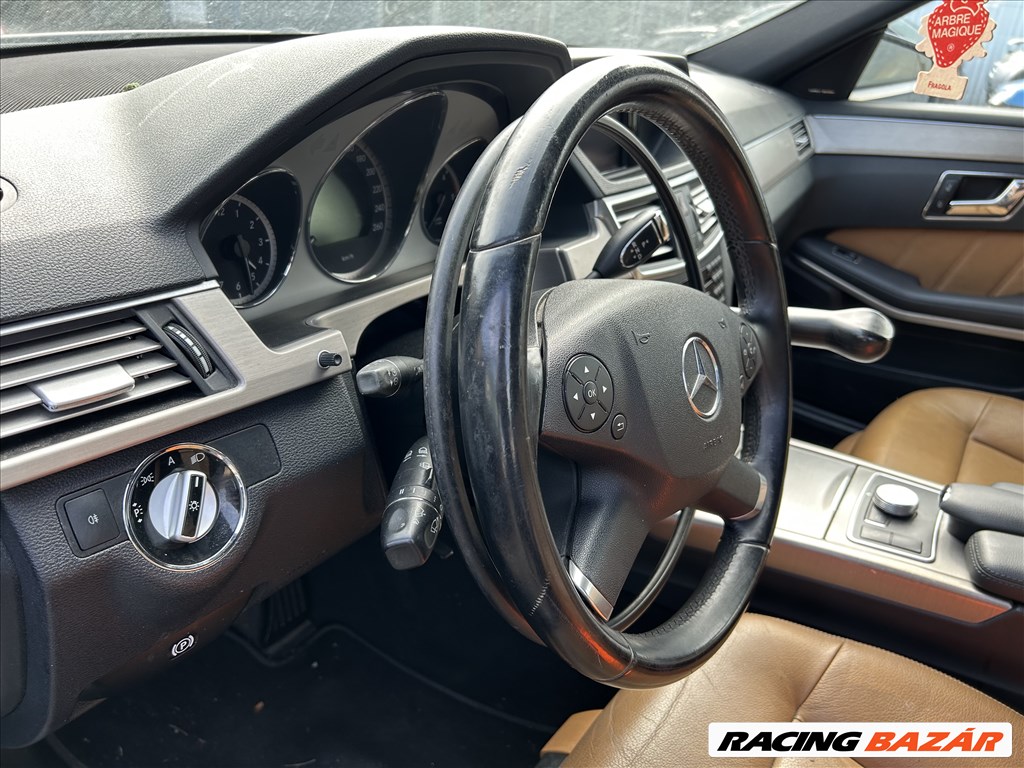 Mercedes E 350CDI 4 Matic (W212) Olasz papíros egyben eladó 6. kép