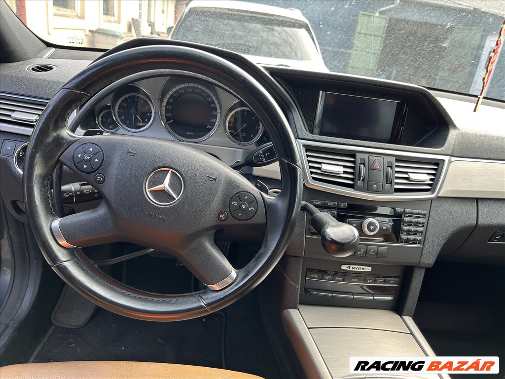 Mercedes E 350CDI 4 Matic (W212) Olasz papíros egyben eladó 7. kép