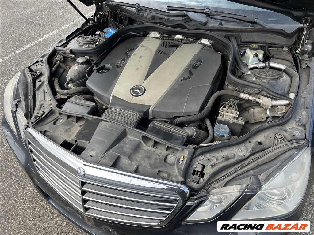 Mercedes E 350CDI 4 Matic (W212) Olasz papíros egyben eladó 8. kép