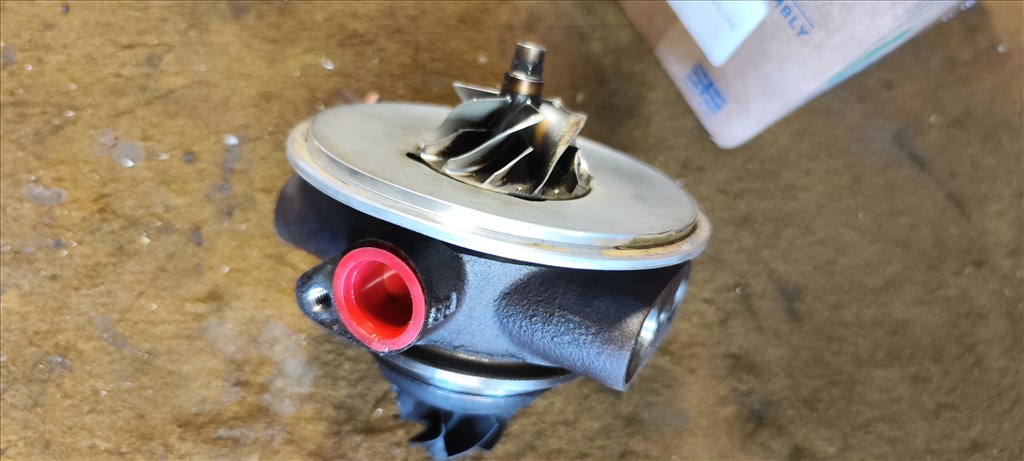 Audi A4 (B8 - 8K) B8 - 8K IHI turbo vizhuteses felújitando 308280297pe 06k145701t 7. kép