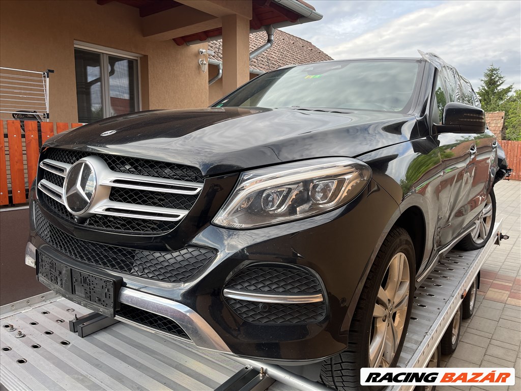 Mercedes GLE 350 (W166) bontott alkatrészei 3. kép