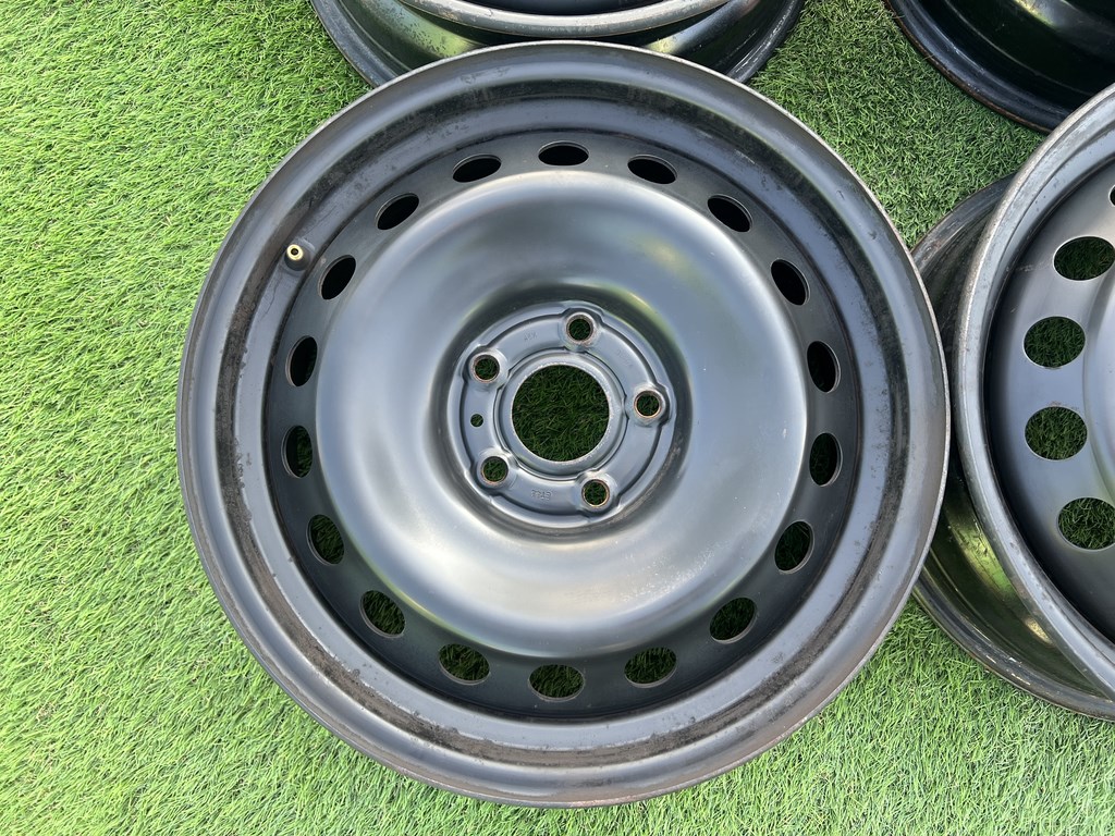 5x108 16" Renault gyári lemezfelni 6Jx16h2 ET44 2. kép