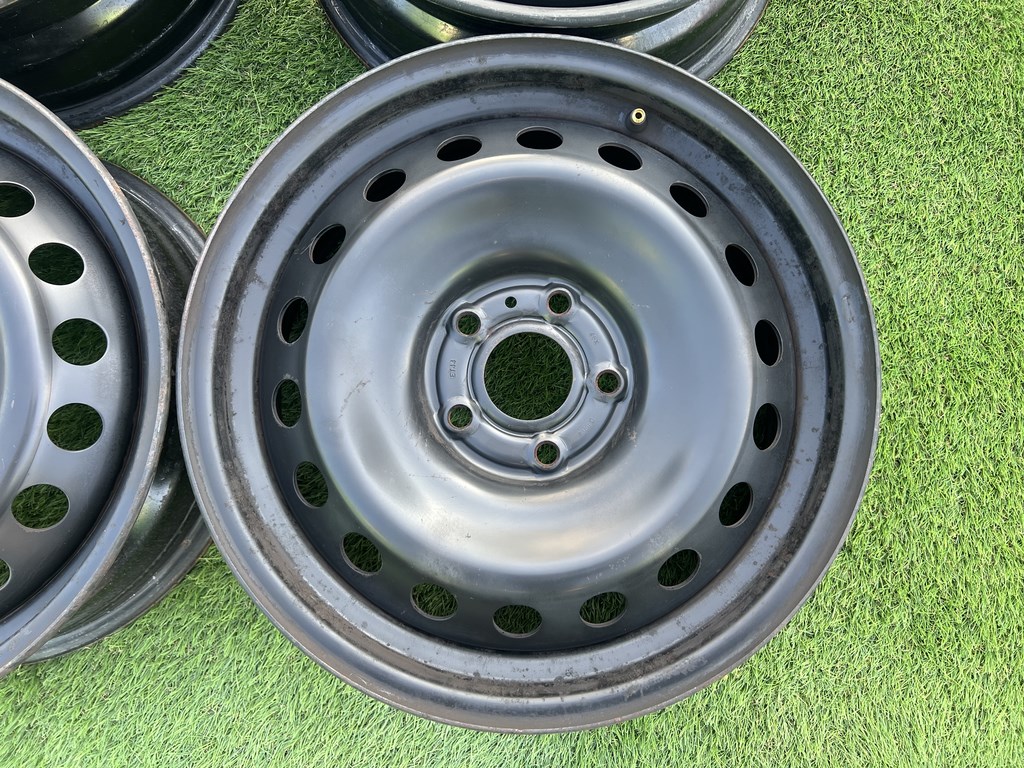 5x108 16" Renault gyári lemezfelni 6Jx16h2 ET44 3. kép