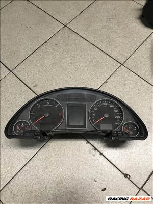 Audi A4 (B6/B7) 1,9 PD - kilométer óra