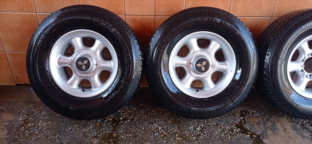 MITSUBISHI PAJERO 15" ALUFELNI 6X139,7 NYÁRI 235/75R15 GUMIVAL OLCSÒN!!! 2. kép