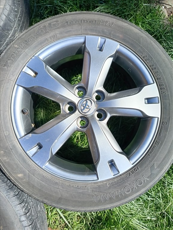  5x110 lyukosztású 6JJ 16" újszerű (gyári felni) alufelni 4. kép