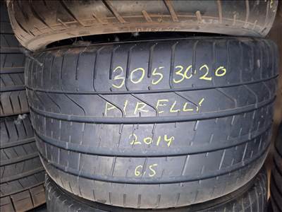  305/30/20"  Pirelli nyári gumi 