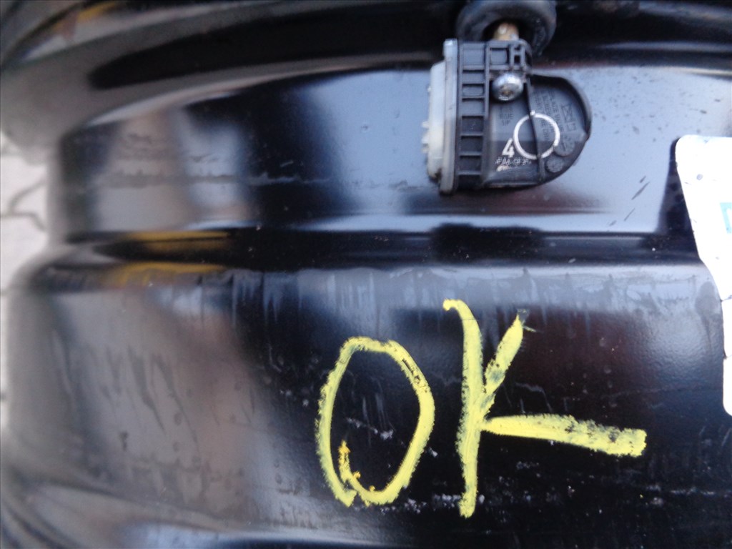 Opel Gyári lemezfelni 16-os, 5×105-ös osztó, szenzorral eladó. 6. kép