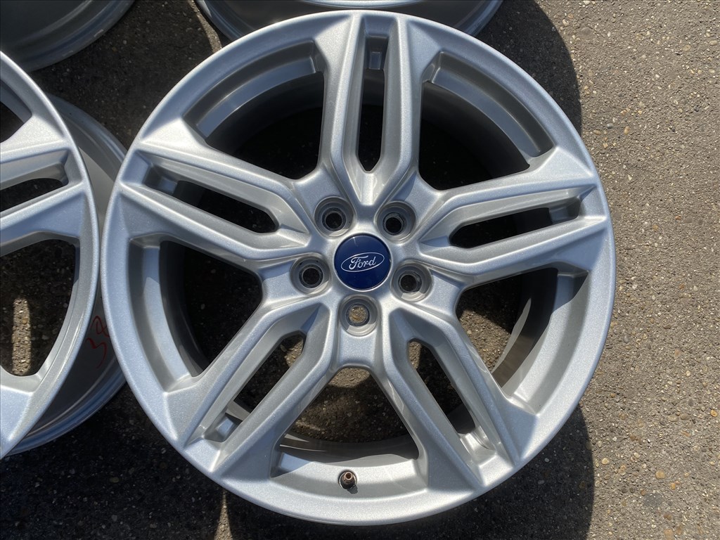 4db gyári 18" Ford Kuga alufelni. (3813) 2. kép