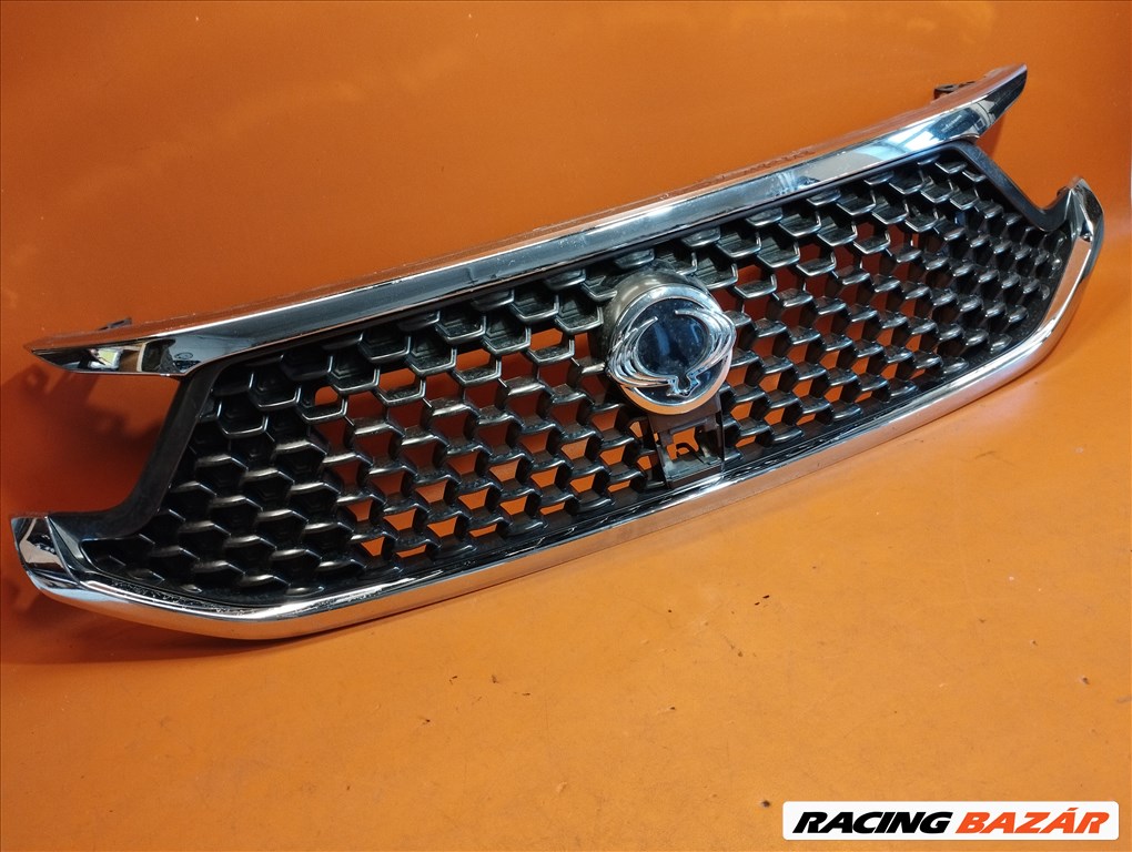 SsangYong Rexton hűtőrács 79642-36040 (M.80.718) 1. kép