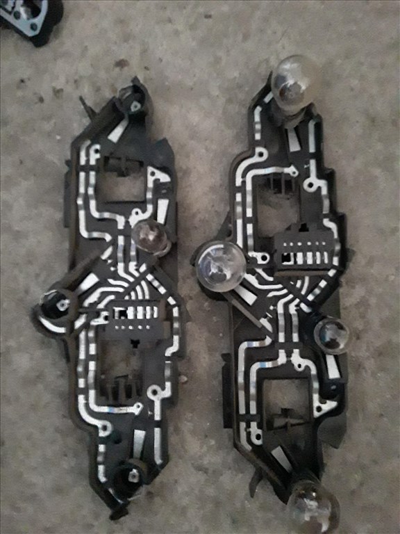 Peugeot 307 Hátsó Lámpa Foglalat 5 -3 Ajtós 1. kép