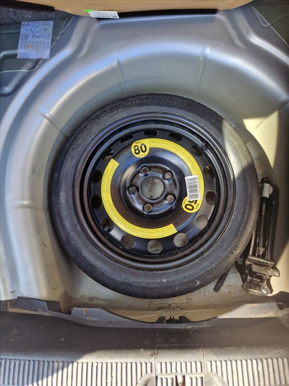 Octavia 2 facelift 1.6 alkatrészek 6. kép