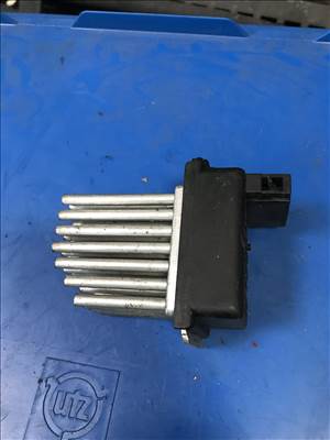 Audi A6 (C5 - 4B) előtét ellenállás 4b0820521