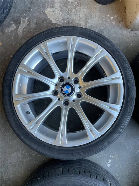  5x120 lyukosztású 18" használt alufelni, rajta használt nyári gumi gumi  5. kép