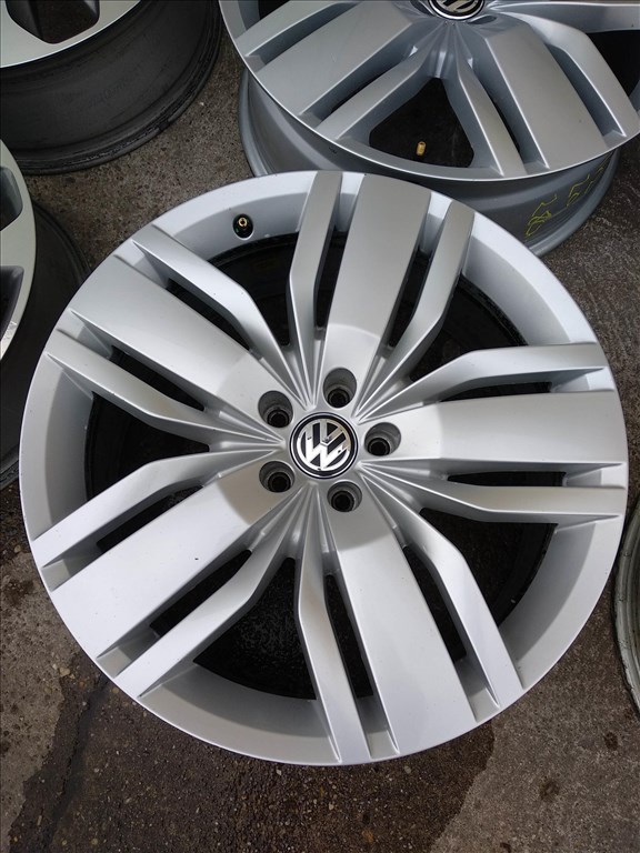5x112 20 Gyári Volkswagen alufelni 280000ft a 4db/20/ 4. kép