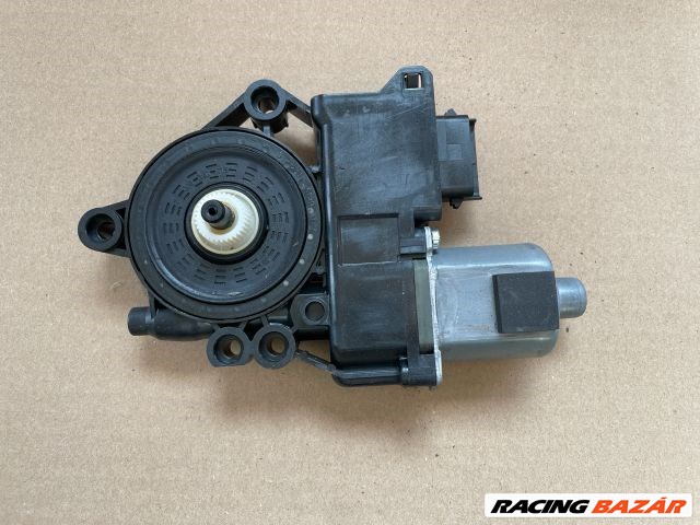 Hyundai i40cw 1.7 CRDi bal hátsó ablakemelő motor  1137328730 2. kép