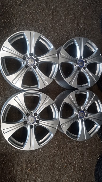  5x112 lyukosztású 8JJ 18" használt (gyári felni) alufelni 1. kép