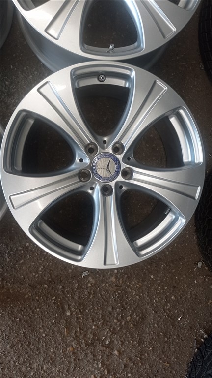  5x112 lyukosztású 8JJ 18" használt (gyári felni) alufelni 3. kép