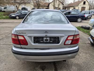 Nissan Almera II 1.5 CSOMAGTÉR ajtó 