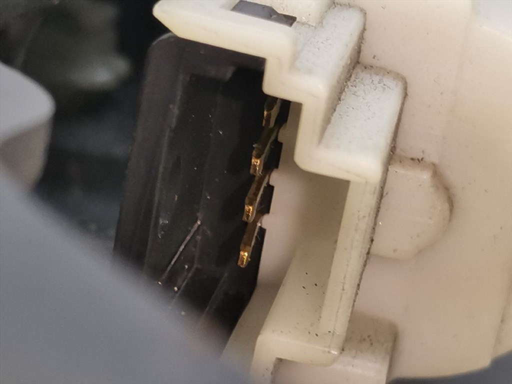 RENAULT MEGANE II (EM0/1_) 2.0 dCi Csomagtérajtó Zárszerkezet #37428# 8. kép