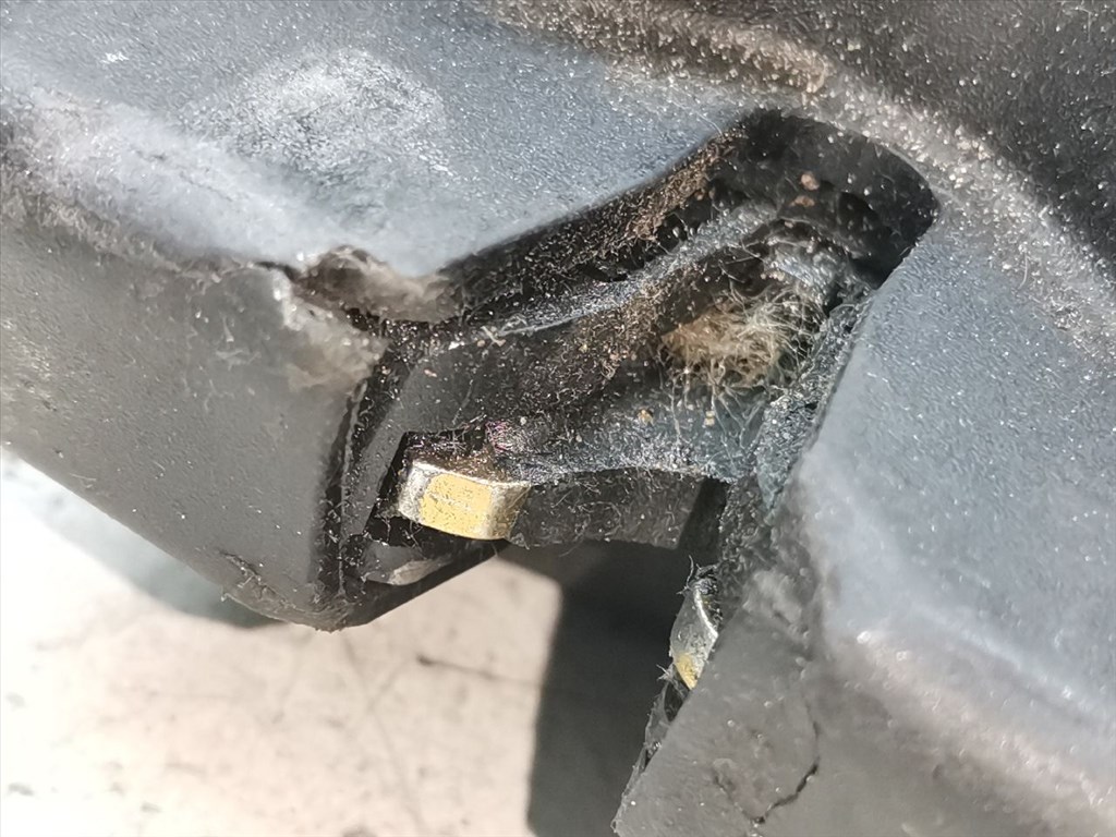 RENAULT MEGANE II (EM0/1_) 2.0 dCi Csomagtérajtó Zárszerkezet #37428# 9. kép